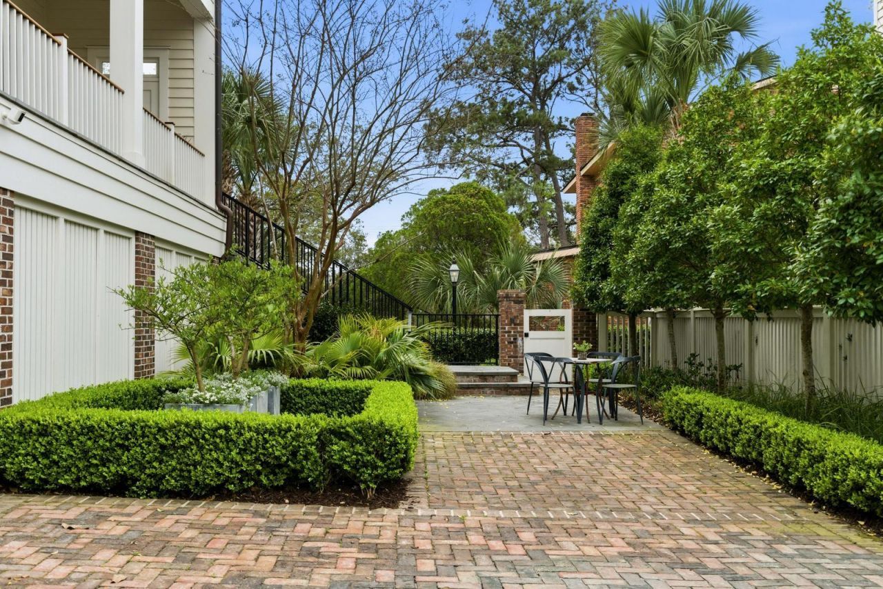 72 Halsey Boulevard Photo 34