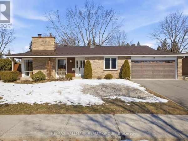 59 Ashgrove Crescent, Ottawa, ON K2G0S8
