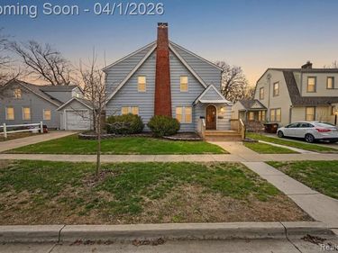 707 Harrison Street, Monroe, MI 48161