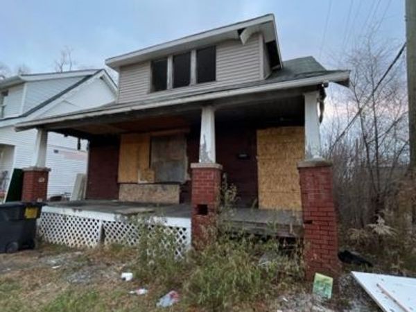 15931 Prairie Street , Detroit, MI 48238