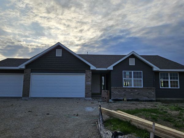 12613 SCARSDALE Lane, LOVES PARK, IL 61111