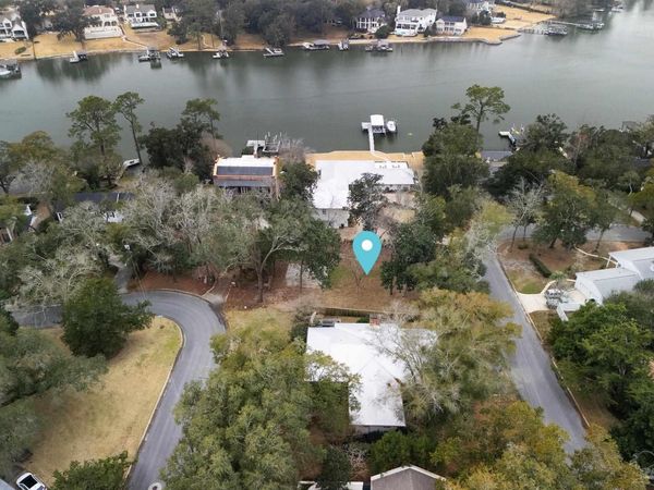 3200 Seville Dr, Pensacola, FL 32503