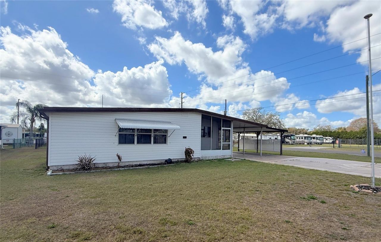 36506 Kay Avenue, Zephyrhills, FL 33542 Main Photo