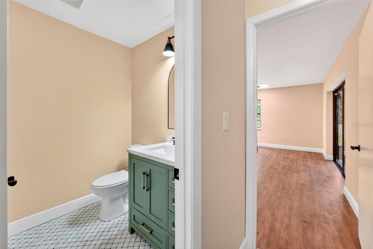 2200 Retreat Road , Geneva, FL 32732 Photo