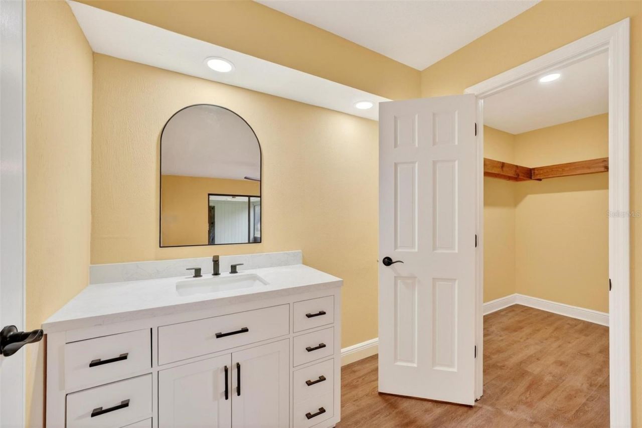 2200 Retreat Road , Geneva, FL 32732 Photo