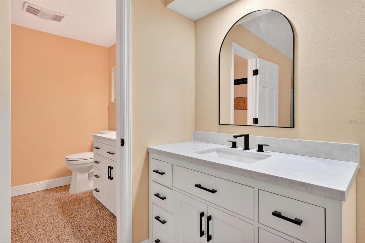 2200 Retreat Road , Geneva, FL 32732 Photo