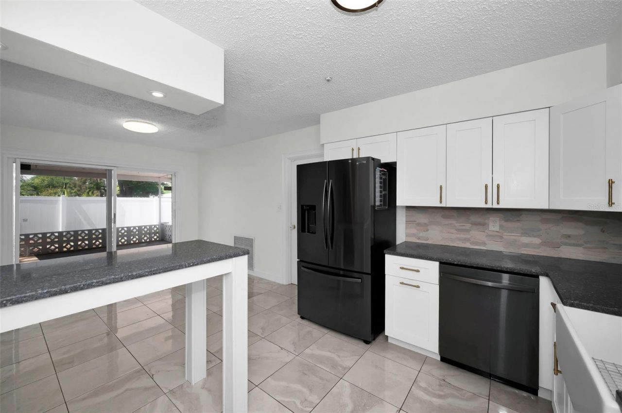 2946 53rd Street N, Saint Petersburg, FL 33710 Photo