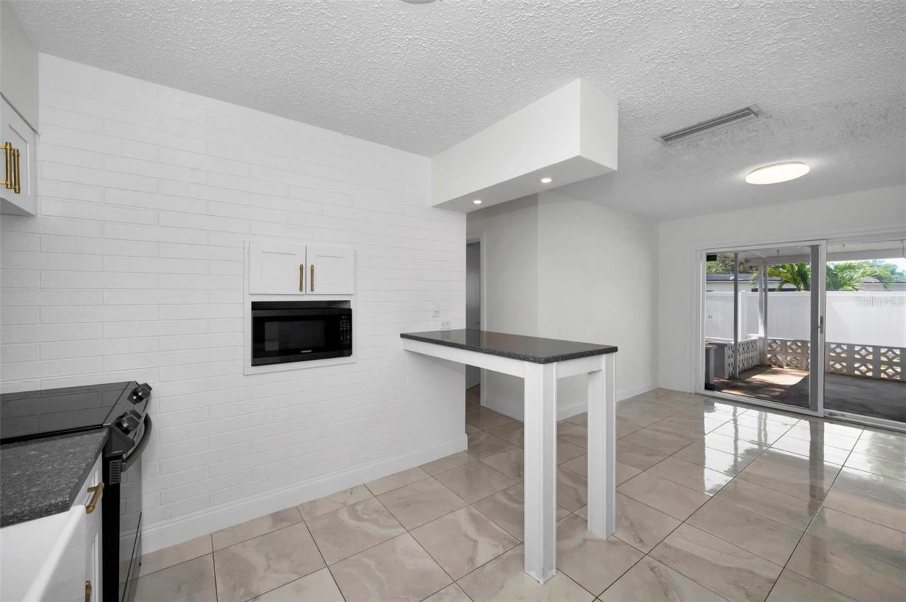 2946 53rd Street N, Saint Petersburg, FL 33710 Photo