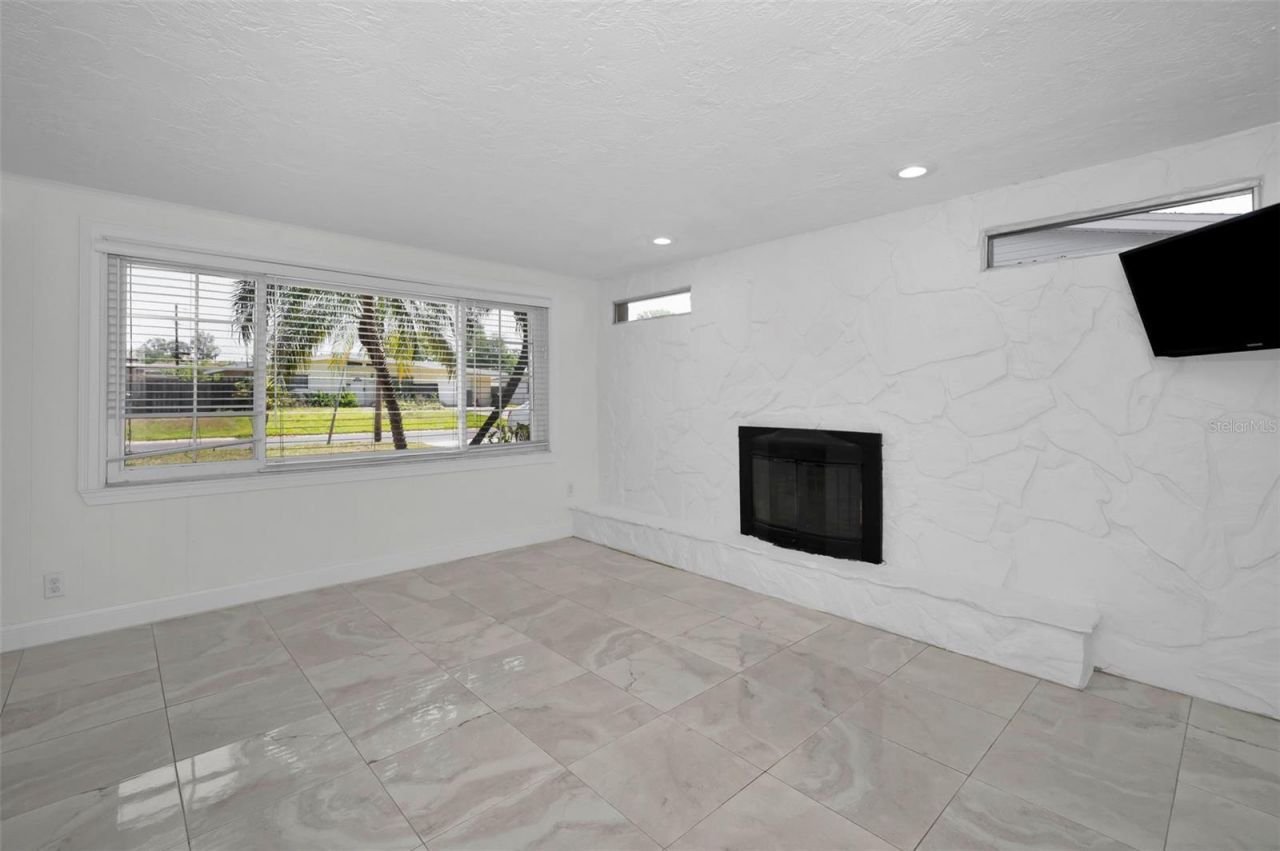 2946 53rd Street N, Saint Petersburg, FL 33710 Photo