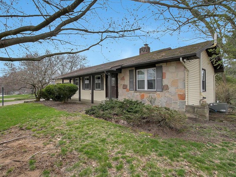 1661 Stonewall Drive , Newark, OH 43055 Photo 2