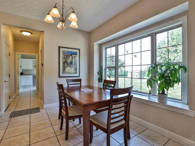 2961 Parkwood Drive, Troy, OH 45373 Photo 36