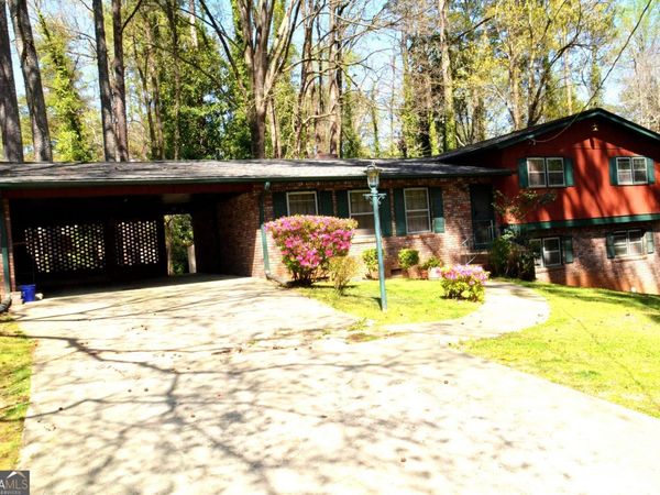 2921 Pine Valley Circle, East Point, GA 30344