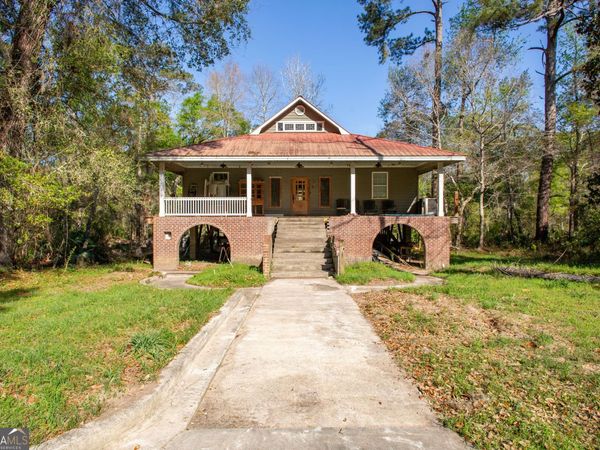 3670 Augusta Springs Drive, Waycross, GA 31503