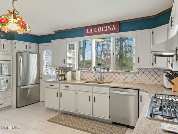 399 Golfview Drive, Stafford, NJ 08050