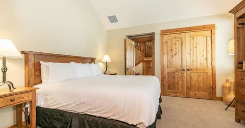 12303 Lookout Loop, Truckee, CA 96161 Photo