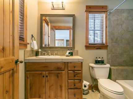 12303 Lookout Loop, Truckee, CA 96161 Photo