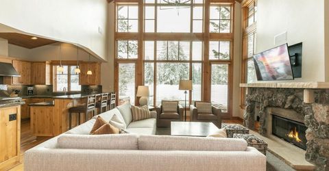 12303 Lookout Loop, Truckee, CA 96161 Photo