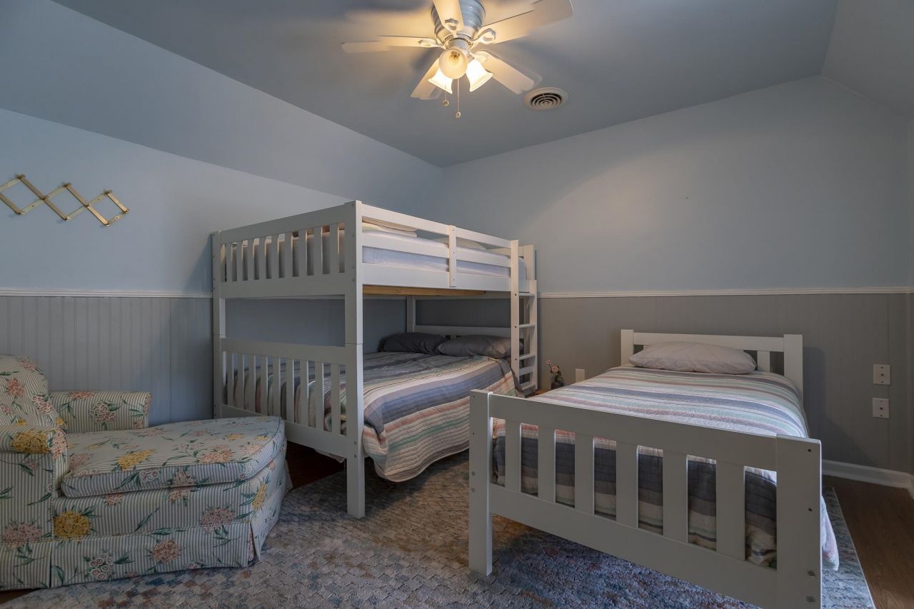 758 Mount Gilead Place Dr. Photo 17