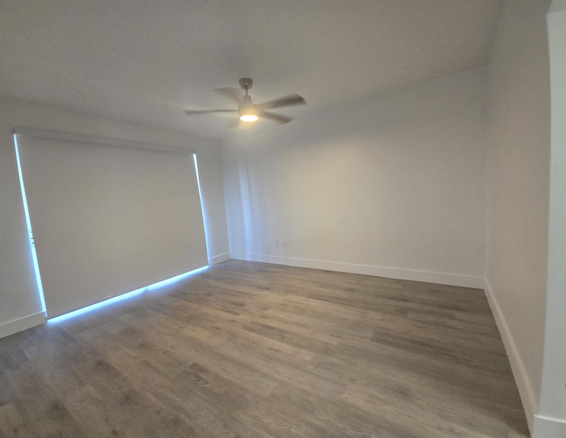 18555 NE 14th Avenue, Unit 709, Miami, FL 33179 Photo