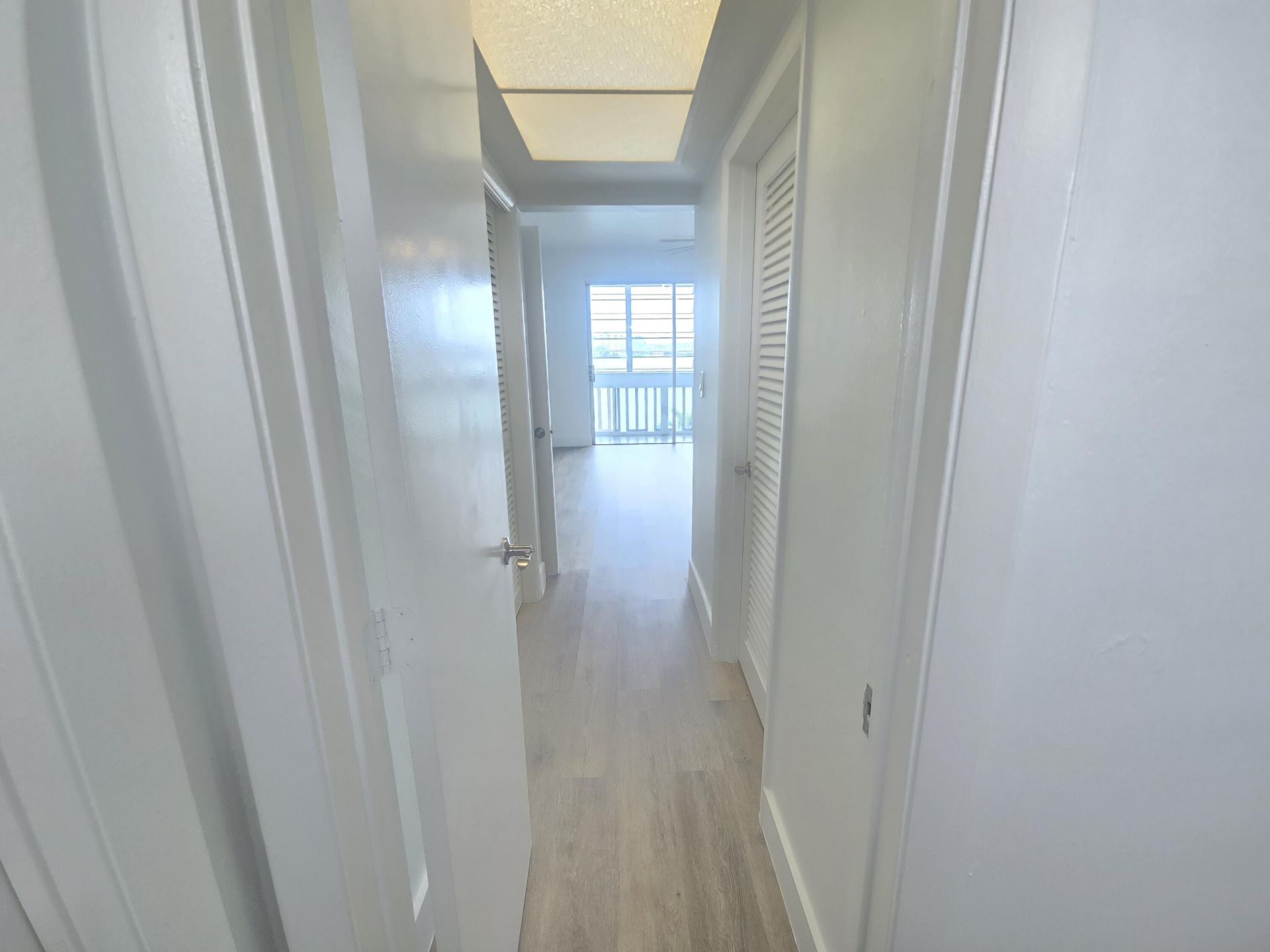 18555 NE 14th Avenue, Unit 709, Miami, FL 33179 Photo