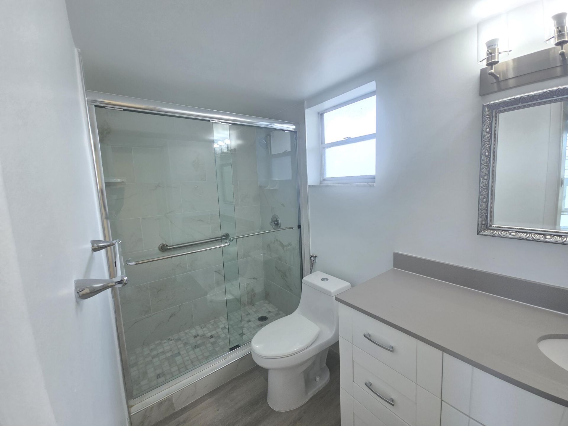 18555 NE 14th Avenue, Unit 709, Miami, FL 33179 Photo