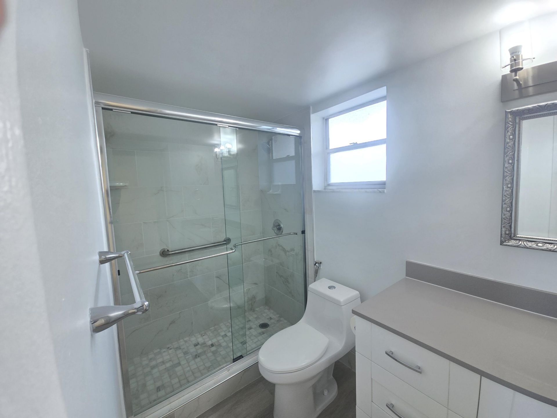 18555 NE 14th Avenue, Unit 709, Miami, FL 33179 Photo