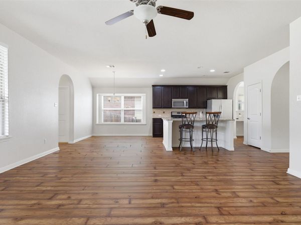 339 Sycamore ST, Georgetown, TX 78633