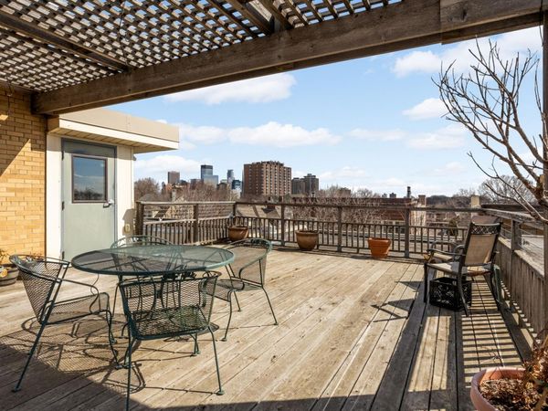 1912 Dupont Avenue S, Unit 405, Minneapolis, MN 55403