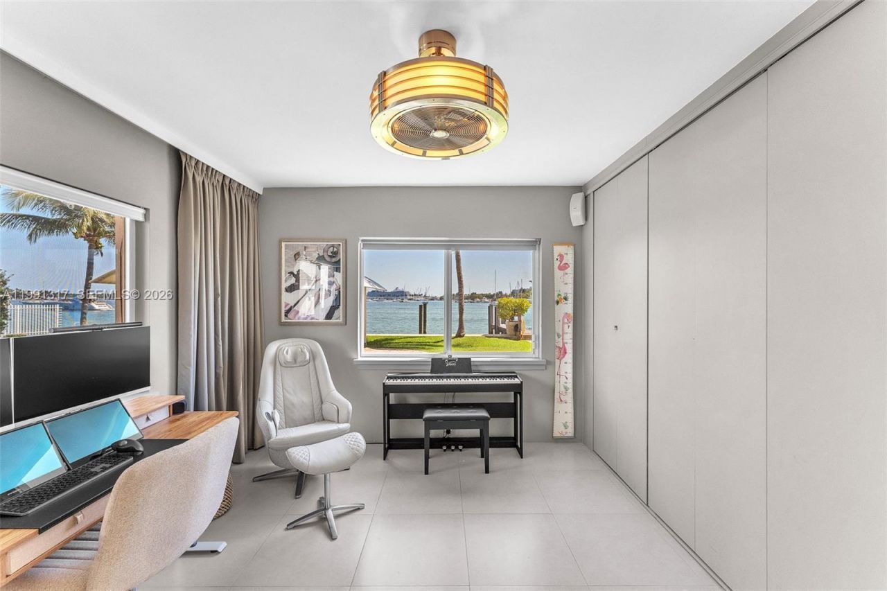 1130 Venetian Way , Unit 1F, Miami Beach, FL 33139 Photo