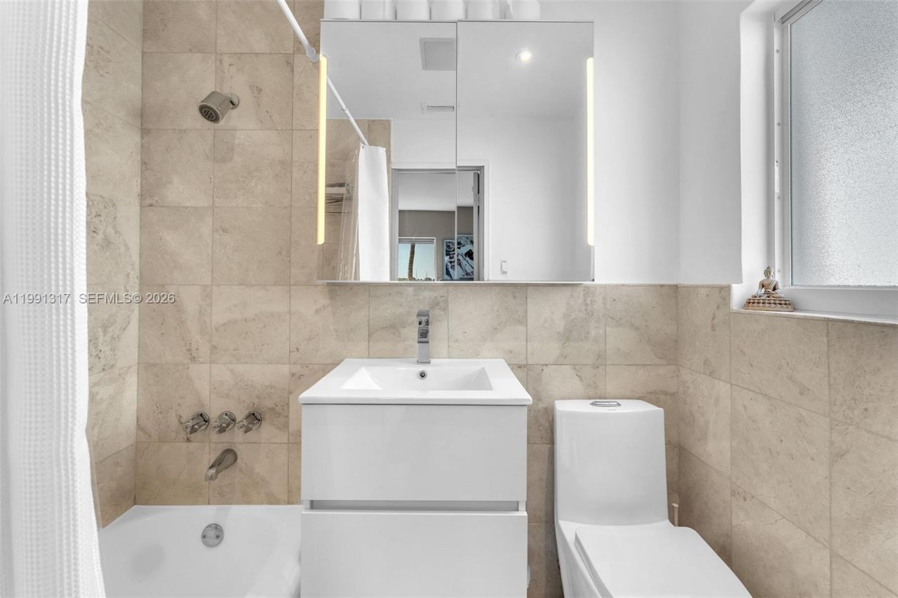 1130 Venetian Way , Unit 1F, Miami Beach, FL 33139 Photo