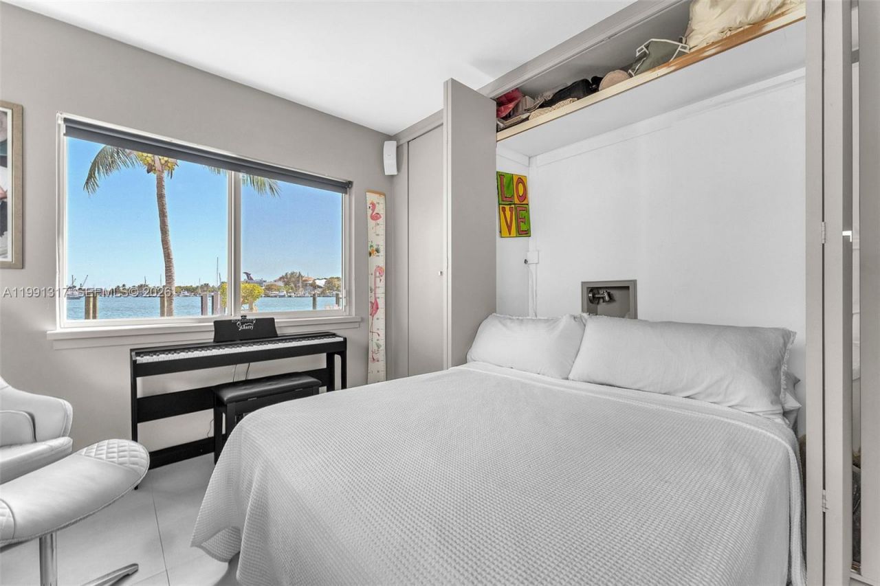 1130 Venetian Way , Unit 1F, Miami Beach, FL 33139 Photo