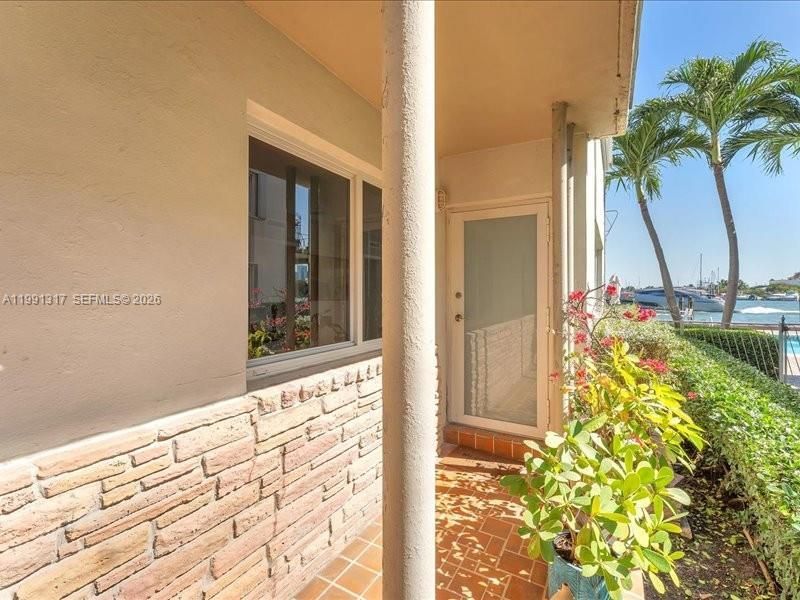 1130 Venetian Way , Unit 1F, Miami Beach, FL 33139 Photo