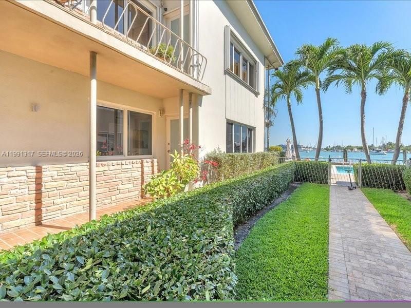 1130 Venetian Way , Unit 1F, Miami Beach, FL 33139 Photo