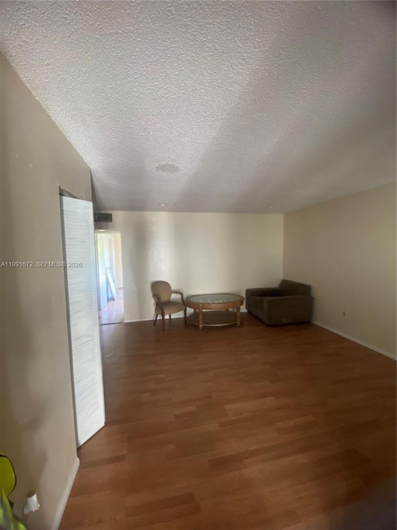13500 NE 3rd Ct , Unit 205, North Miami, FL 33161 Photo