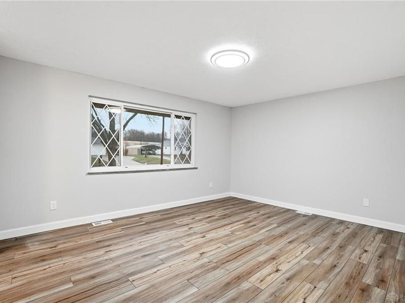 3488 Parallel Road, Moraine, OH 45439 Photo 5