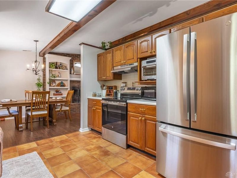 1544 Wedgewood Drive, Fairborn, OH 45324 Photo 10