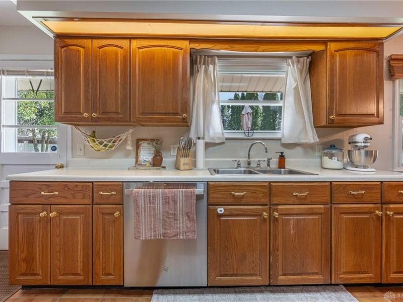 1544 Wedgewood Drive, Fairborn, OH 45324 Photo 6