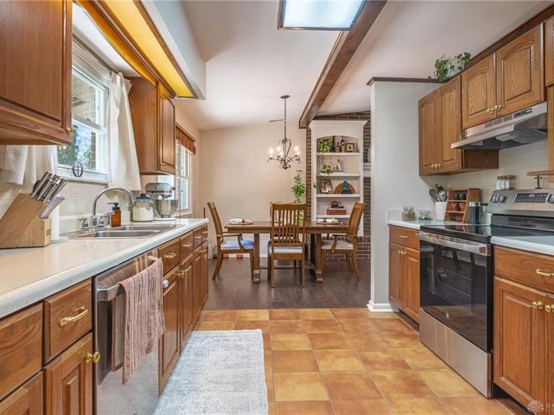 1544 Wedgewood Drive, Fairborn, OH 45324 Photo 7