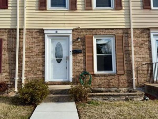 10 CONGAREE COURT , NOTTINGHAM, MD 21236