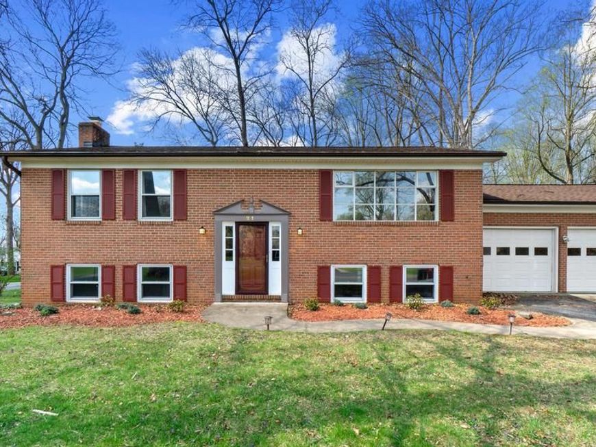 21 Captain Baird Court, Charles Town, WV 25414 Main Photo