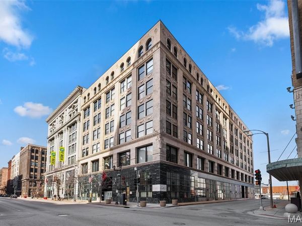 901 Washington Ave, Unit 704, St Louis, MO 63101