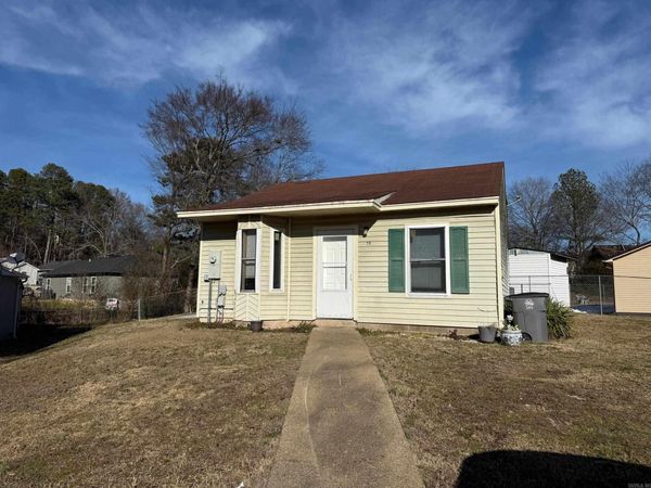 116 Chelle Street , Hot Springs, AR 71901