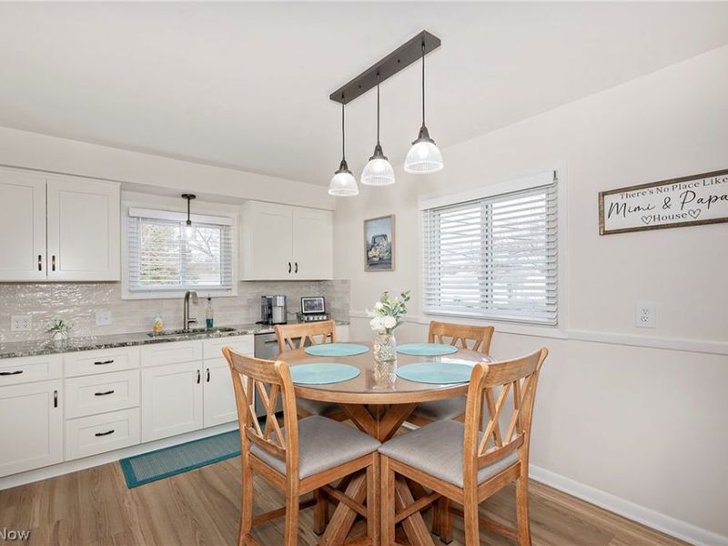 1101 Bonnie Lane, Mayfield Heights, OH 44124 Photo 11