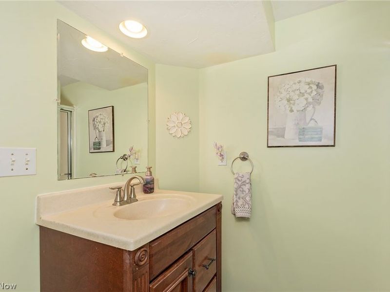 1101 Bonnie Lane, Mayfield Heights, OH 44124 Photo 21