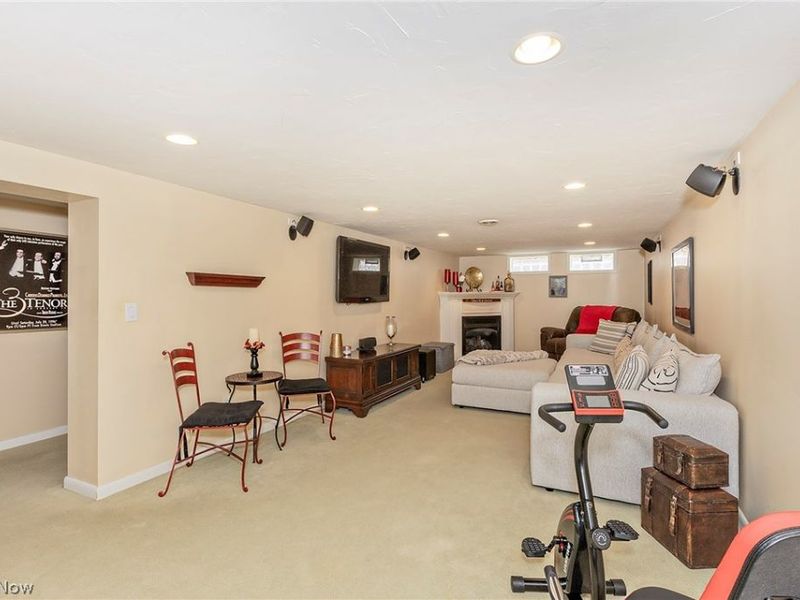 1101 Bonnie Lane, Mayfield Heights, OH 44124 Photo 28