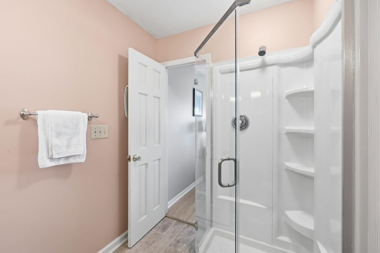 320 N Waccamaw Dr.  Photo 13