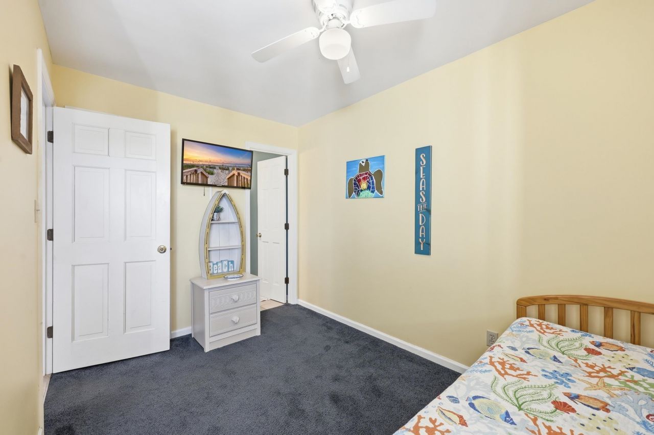 320 N Waccamaw Dr.  Photo 19