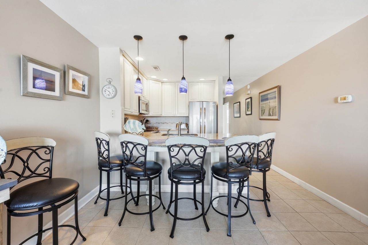 320 N Waccamaw Dr.  Photo 5