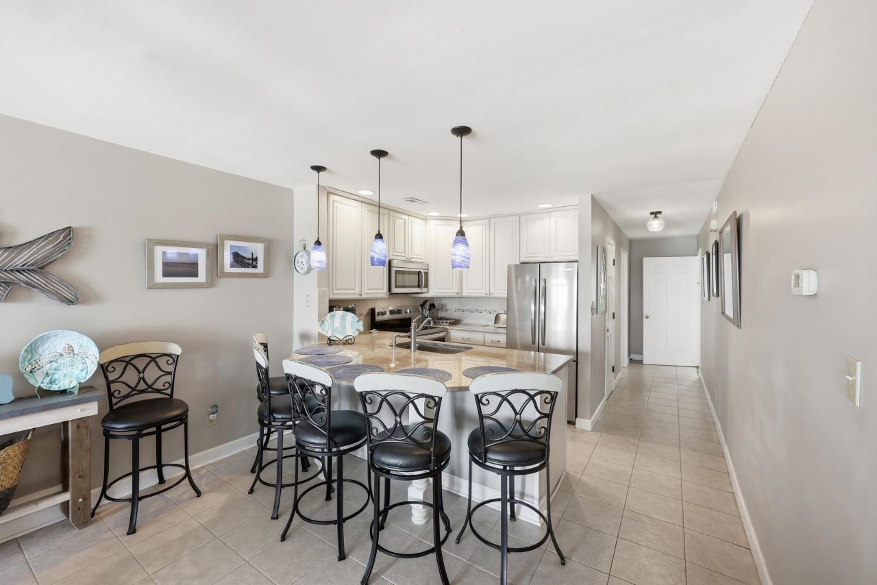 320 N Waccamaw Dr.  Photo 6