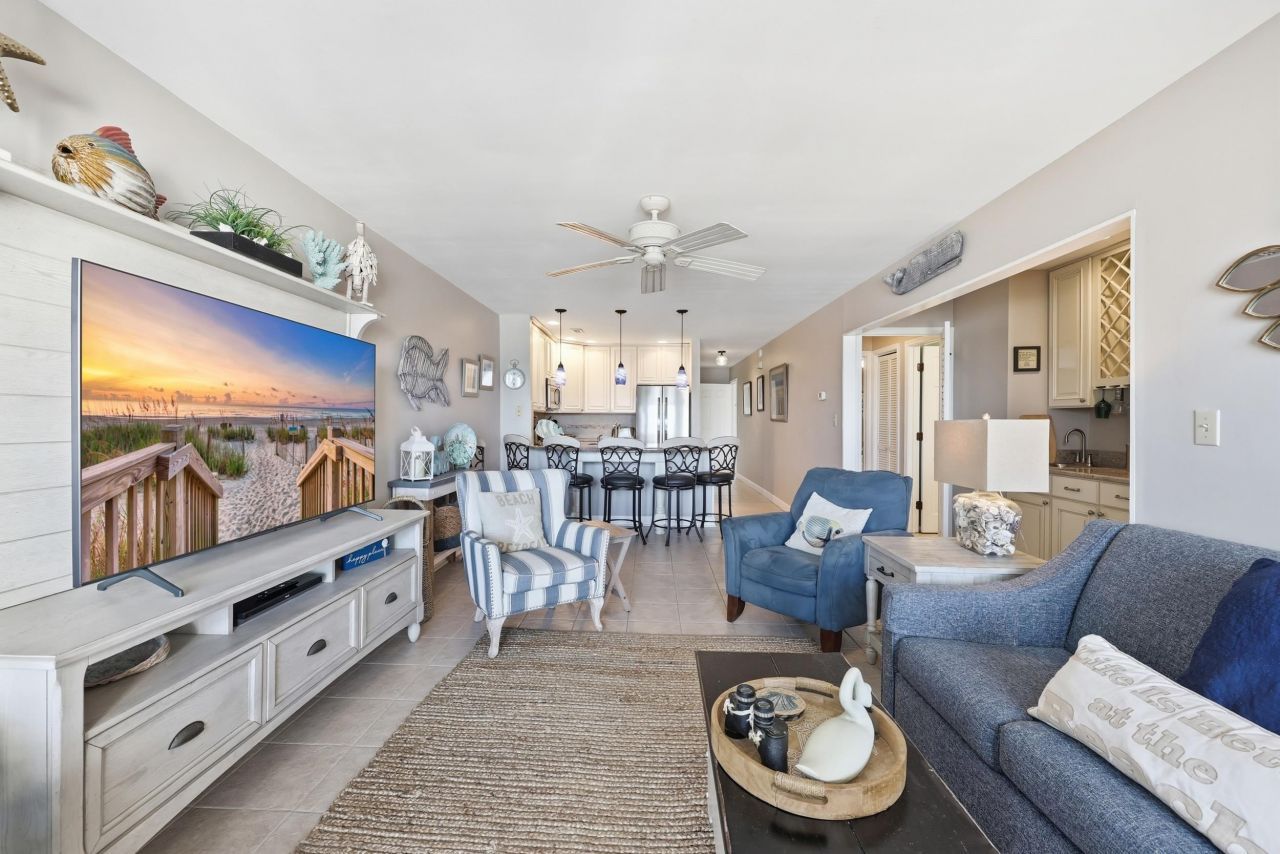 320 N Waccamaw Dr.  Photo 9